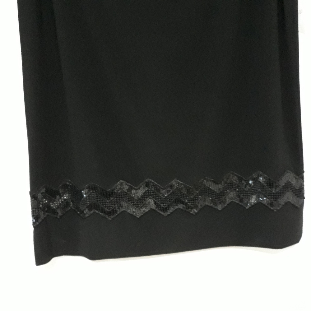Patra pull on black skirt size 12 - Picture 3 of 8